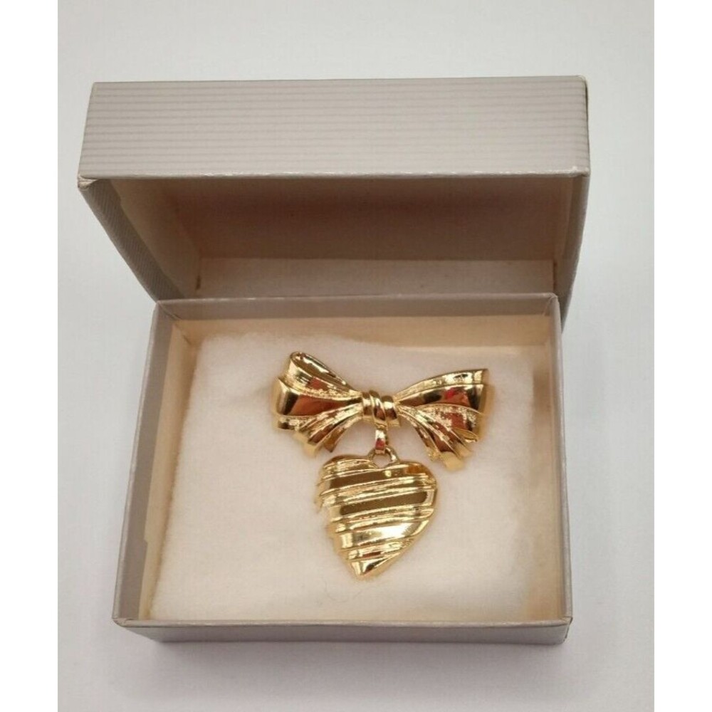 Avon Bow with Dangle Heart Sentiment I Love You Mother Pin 1986